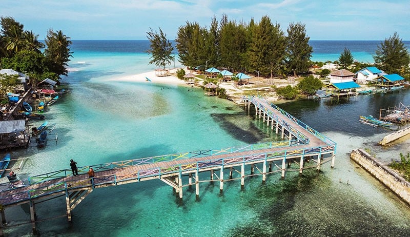 Desa Jikumerasa, Ikon Wisata Pulau Buru yang Menawan